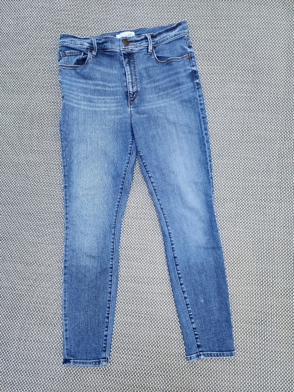 LOFT MODERN HIGH WAIST SKINNY ANKLE JEANS SZ 31 x 26 ****READ****